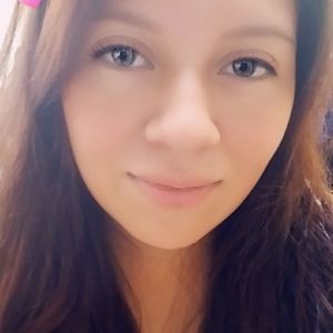 Meet your Posher, Celia